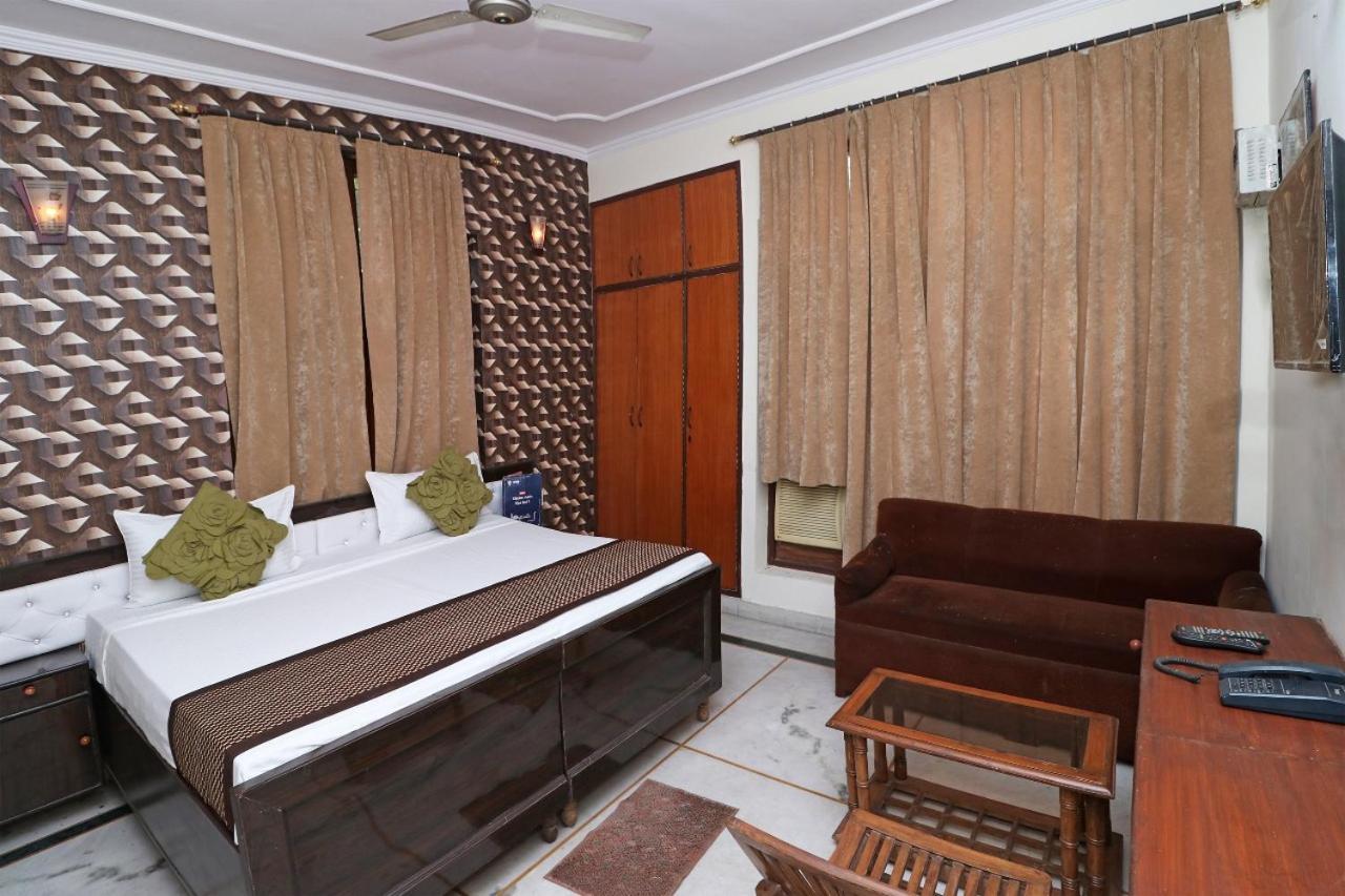 Hari Villa Residency --Near Noida Indoor Stadium Exterior foto